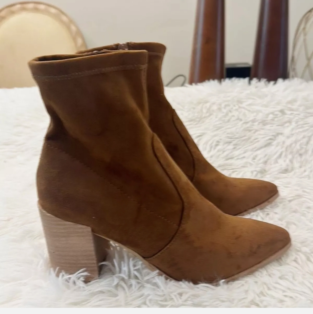 Steve Madden Viper Suede Brown Booty - Picture 3 of 5